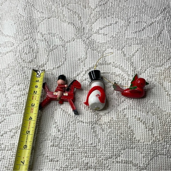 Set‎ of 3 Vintage Wooden Christmas Ornaments - Picture 3 of 3